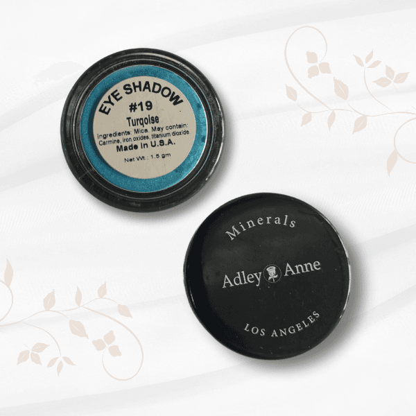 Adley Anne Eyeshadow #19 – Turquoise (1.5 g)