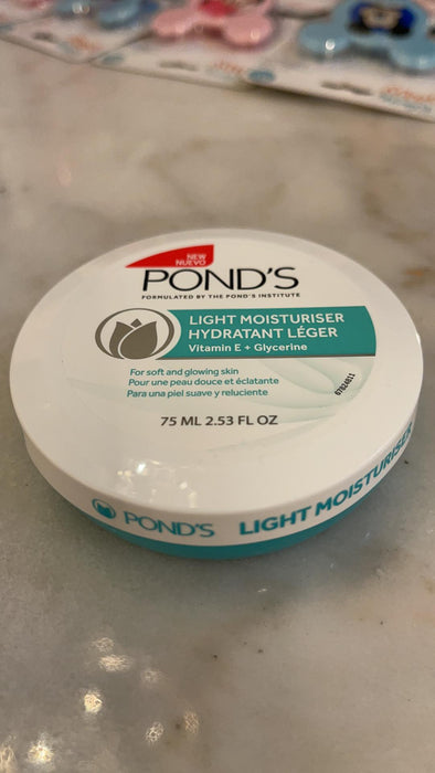 Ponds Light Moisturiser Hydratant Leger - 75 ML